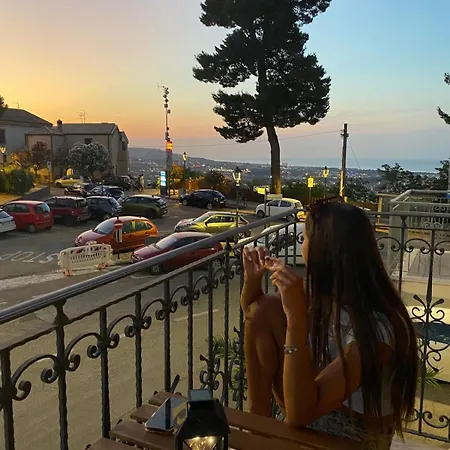 Lu Cantucce Di Francesc - Luce Sul Borgo E Chiara Sul Mare Ferienhaus